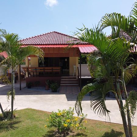 Naluemon Village Fh 1 Rayong Luaran gambar