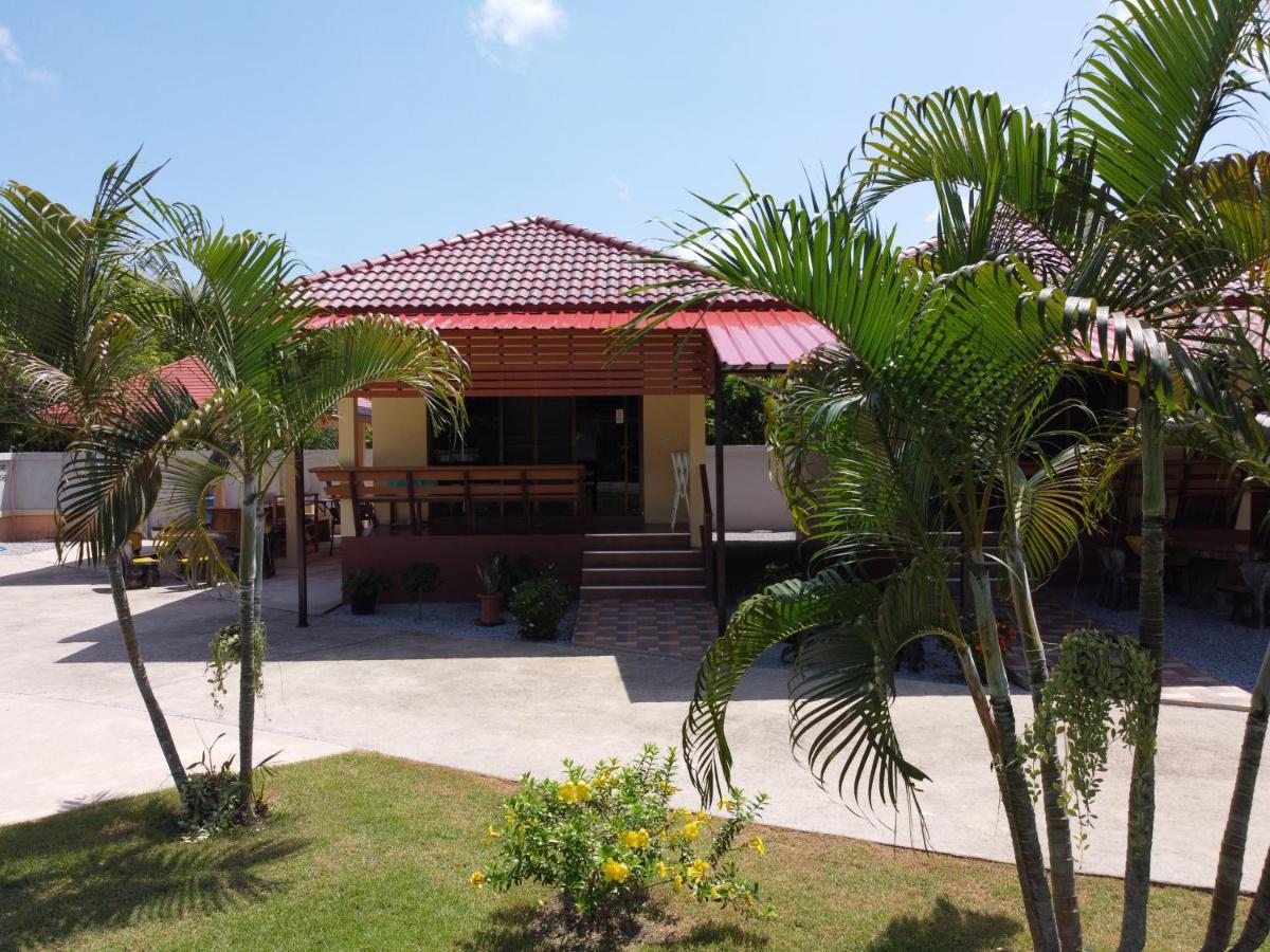 Naluemon Village Fh 1 Rayong Luaran gambar