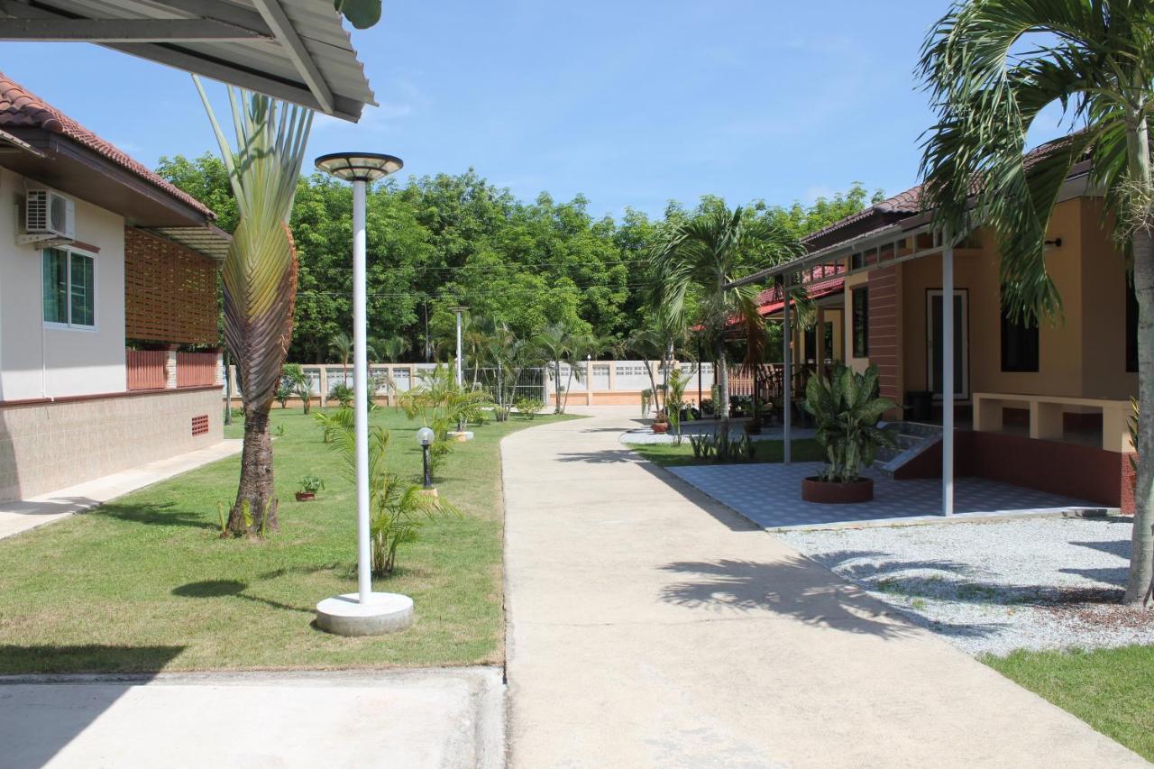 Naluemon Village Fh 1 Rayong Luaran gambar